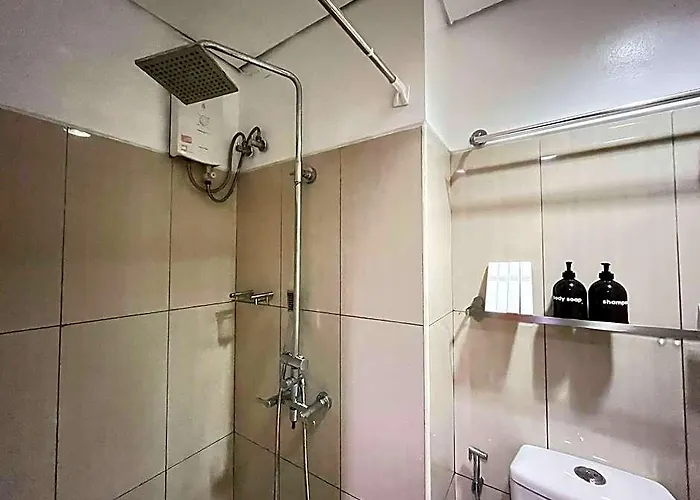 Maru Shell 5f;32sqm 55inchtv Netflix 4* Manila